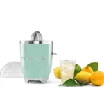 Exprimidor Smeg Verde Agua modelo CJF01PGEU - imagen 3