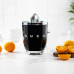 Exprimidor Smeg Negro modelo CJF01BLEU - imagen 5