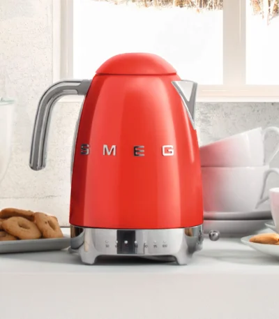 Hervidor Smeg Pro Rojo modelo KLF04RDEU - imagen 1
