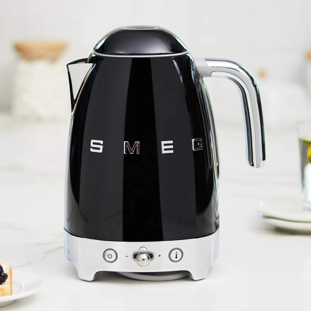 Hervidor Smeg Pro Negro modelo KLF04BLEU - 1 Hervidor Smeg Pro Negro modelo KLF04BLEU - imagen 1