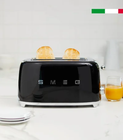 Tostador Smeg 4 panes Negro modelo TSF02BLEU - imagen 1